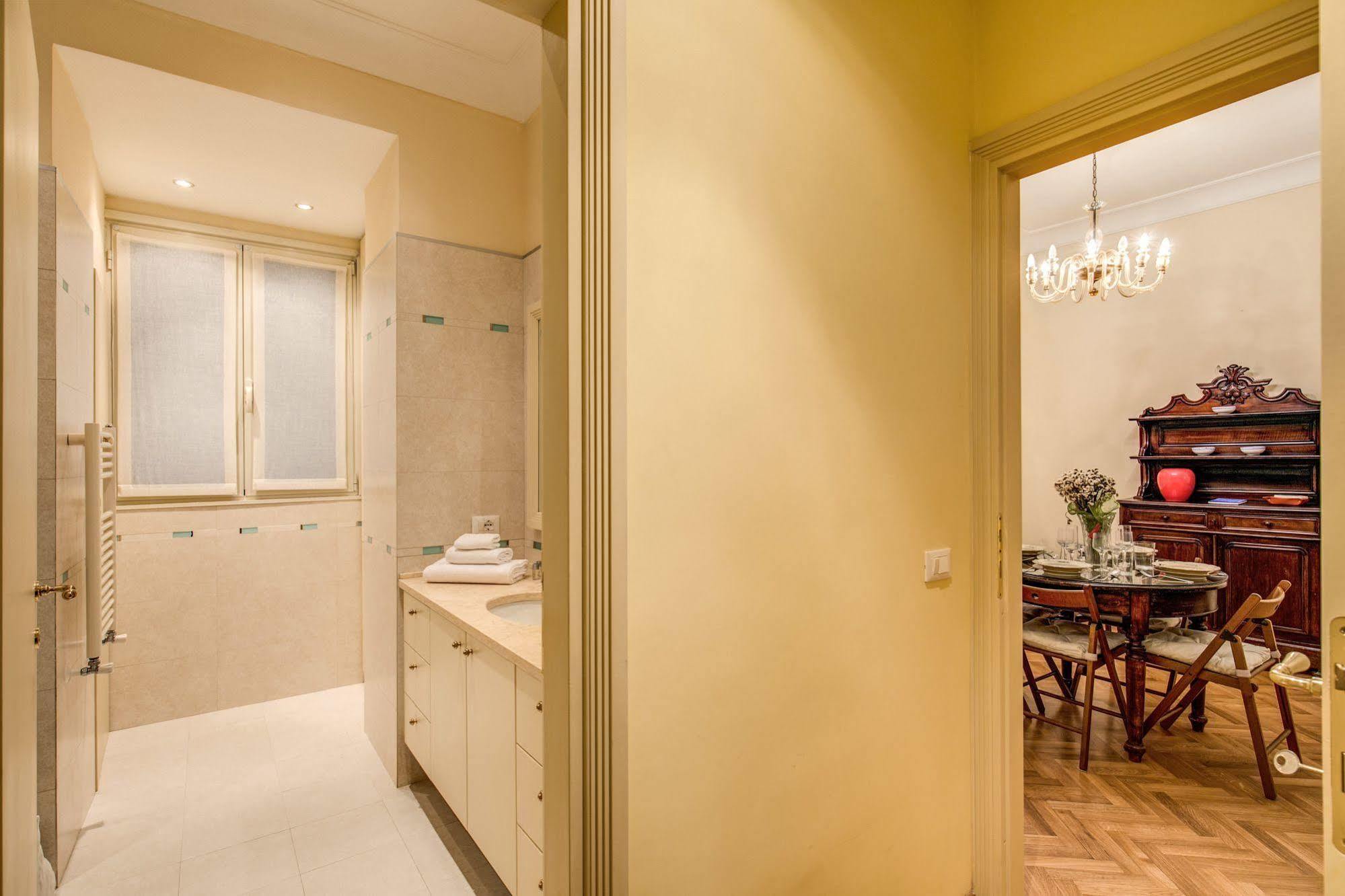 Boschetto Apartment Rome Luaran gambar